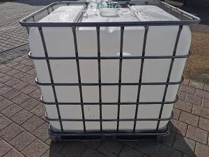 مخازن 1000 لیتری آی بی سی IBC
